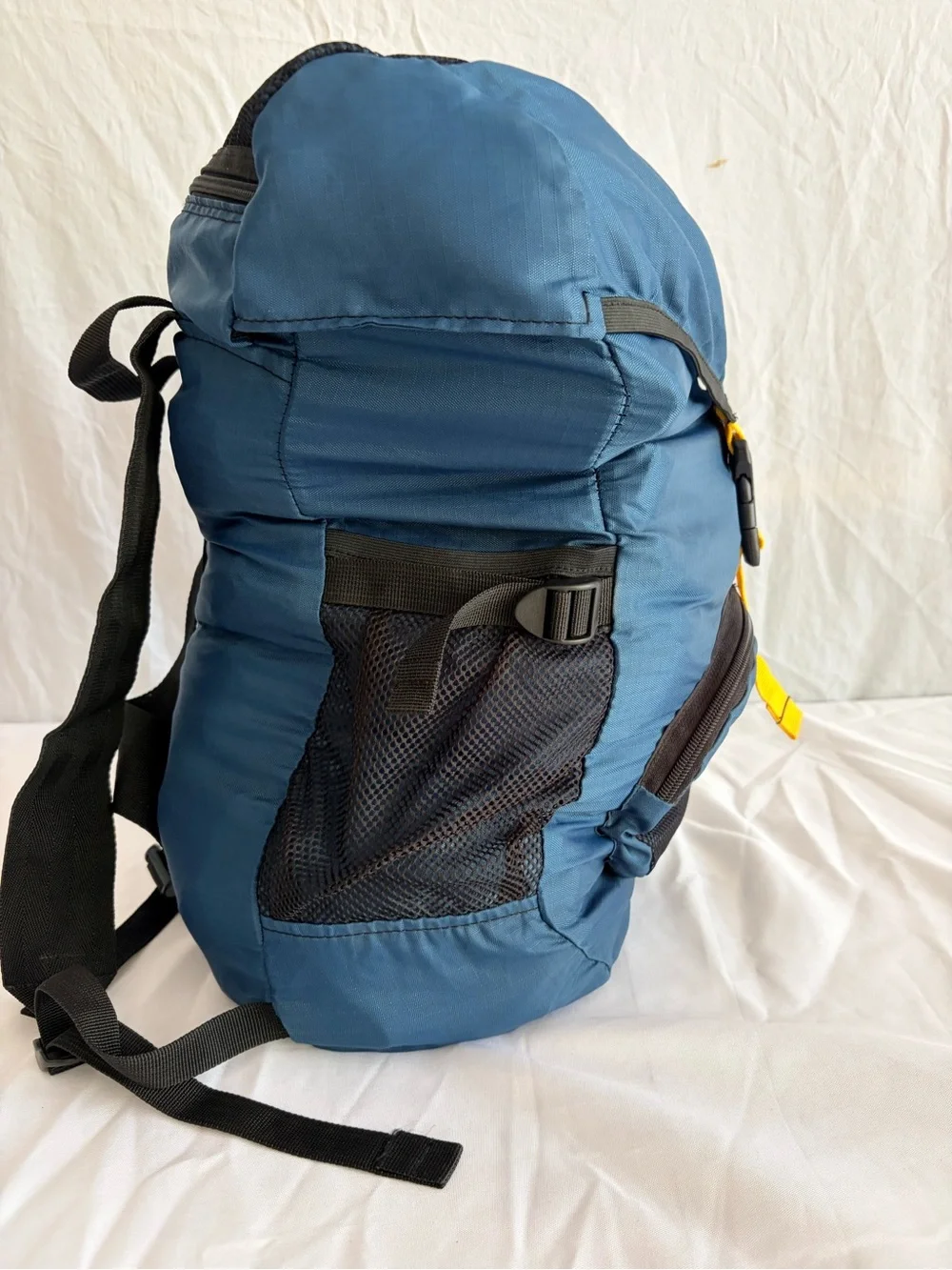 Ruff Hewn Men's Blue Daypack with Yellow Accent